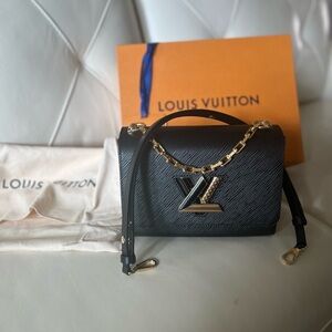 Authentic Louis Vuitton Twist MM Black & Gold
